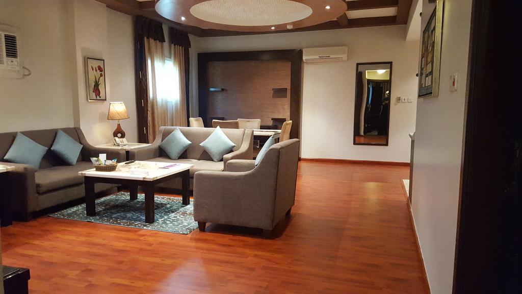 Boudl Al Masif Aparthotel Riaad Buitenkant foto